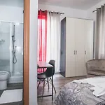 Bulldog Station Apartments With Private Wc, Ac, Tv