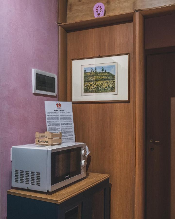 Bulldog Station With Private Wc, Ac, Tv Bed and breakfast Mestre
